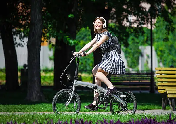 how fast can a folding bike go