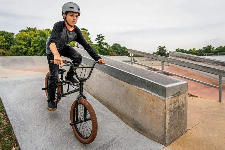 What BMX Size Should You Get for a 10-Year-Old Kid?