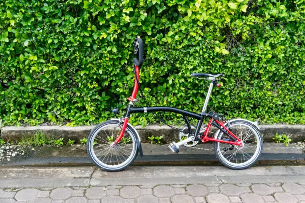 9 Best Lightweight Folding Bikes Reviewed in 2021 [And Ranked] - CycleSeven